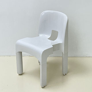 白色 Absplastic 860 椅子